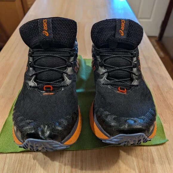 ASICS Trabuco MAX men's size 9 black shocking orange trail running shoes - Picture 2 of 11